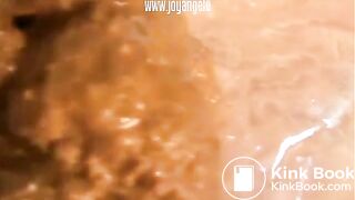 2 girls pooping - video 2