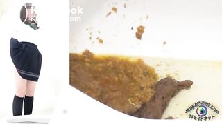 Japanese girl pooping on toilet - video 2