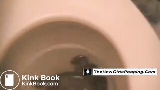 Girl Pooping 7