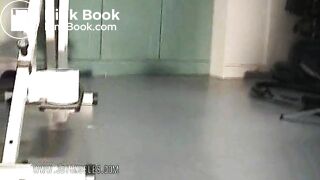 Milf pooping on her exercise machine