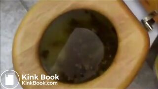 Girl taking a shit - video 3