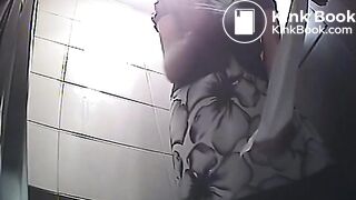Public Toilet - video 4