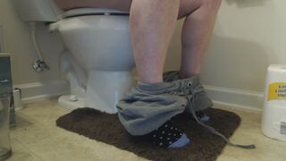 Sexy pooping - video 144