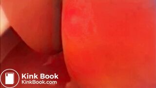 Girl pooping and farting 4