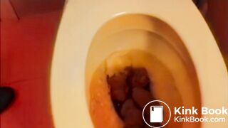 Girl pooping and farting 4