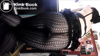 Girls Pooping - video 12