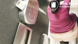 voyeur girls pooping