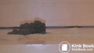 Natural Girl Chunky Pooping