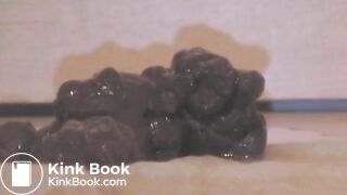 Natural Girl Chunky Pooping