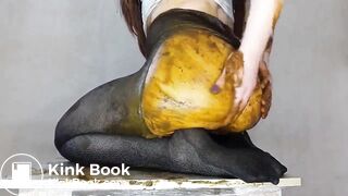 sexy Russian pooping and pissing - video 2