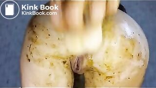 sexy Russian shitting - video 7