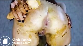 sexy Russian shitting - video 7