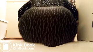 the most huge ass makes poo