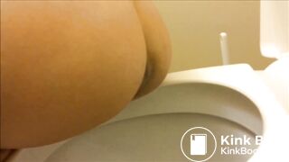 Sexy slim teen takes a shit