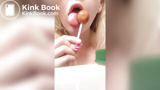 Blonde lollipop scat