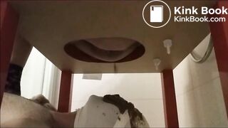 Nastiest diarrhea ever on the human toilet