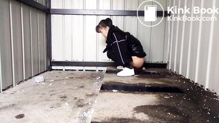 chinese women public shitting 2