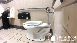 Vouyer woman diarrhea