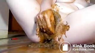 Stuffed her pussy with poop