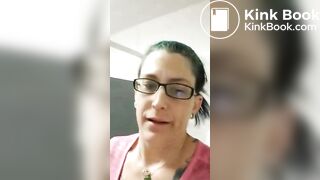 Video 037 Mature shitting