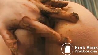 Jap girl eating her own shit