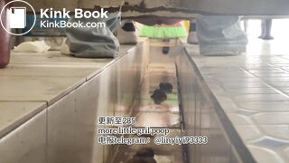 High-quality girls pooping in the toilet 5