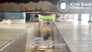 High-quality girls pooping in the toilet 5