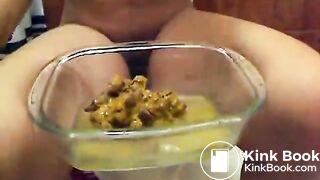 camgirl eat own shit