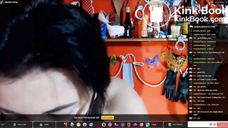 Stupid & Ugly Cam Whore Eats Shit