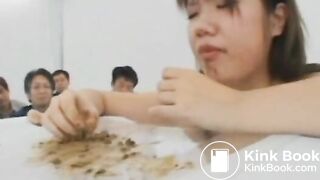 jap girl eating own shit