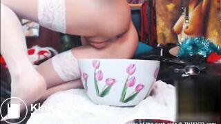 fetish girl loves to toy her shitty gaping ass