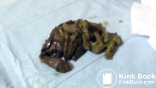 Japanese girl shits a massive pile