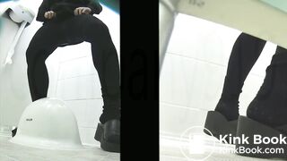 Korean girls pooping