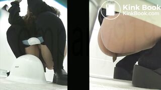 Korean girls pooping