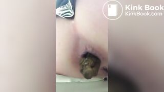 pooping - video 205