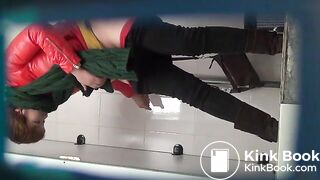 Chinese woman diarrhea voyeur - video 1