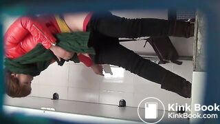 Chinese woman diarrhea voyeur - video 1
