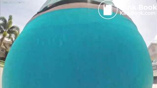 Shitting in yoga pant while riding cycle