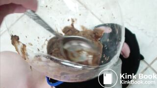 Scat feeding - video 2