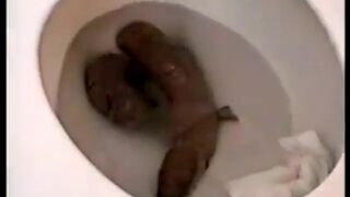 Sexy pooping - video 161