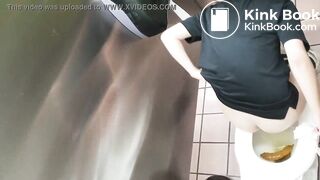 worker taking a break and dumping her waste