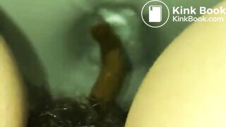 korean girls poop enjoy