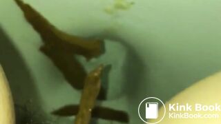 korean girls poop enjoy