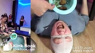 scat slave - video 27