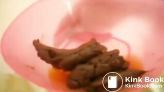 ebony shitting - video 3