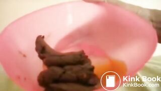 ebony shitting - video 3