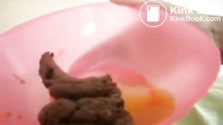 ebony shitting - video 3