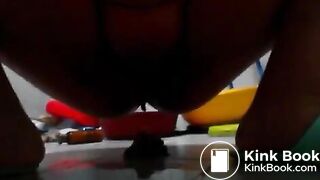 Korean girl shitting