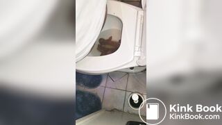 Ebony poop - video 19
