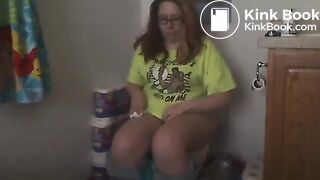 Chubby girl is a bad wiper